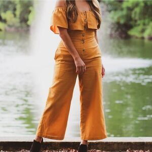 NWT LUSH Off The Shoulder Linen Button Jumpsuit | Small